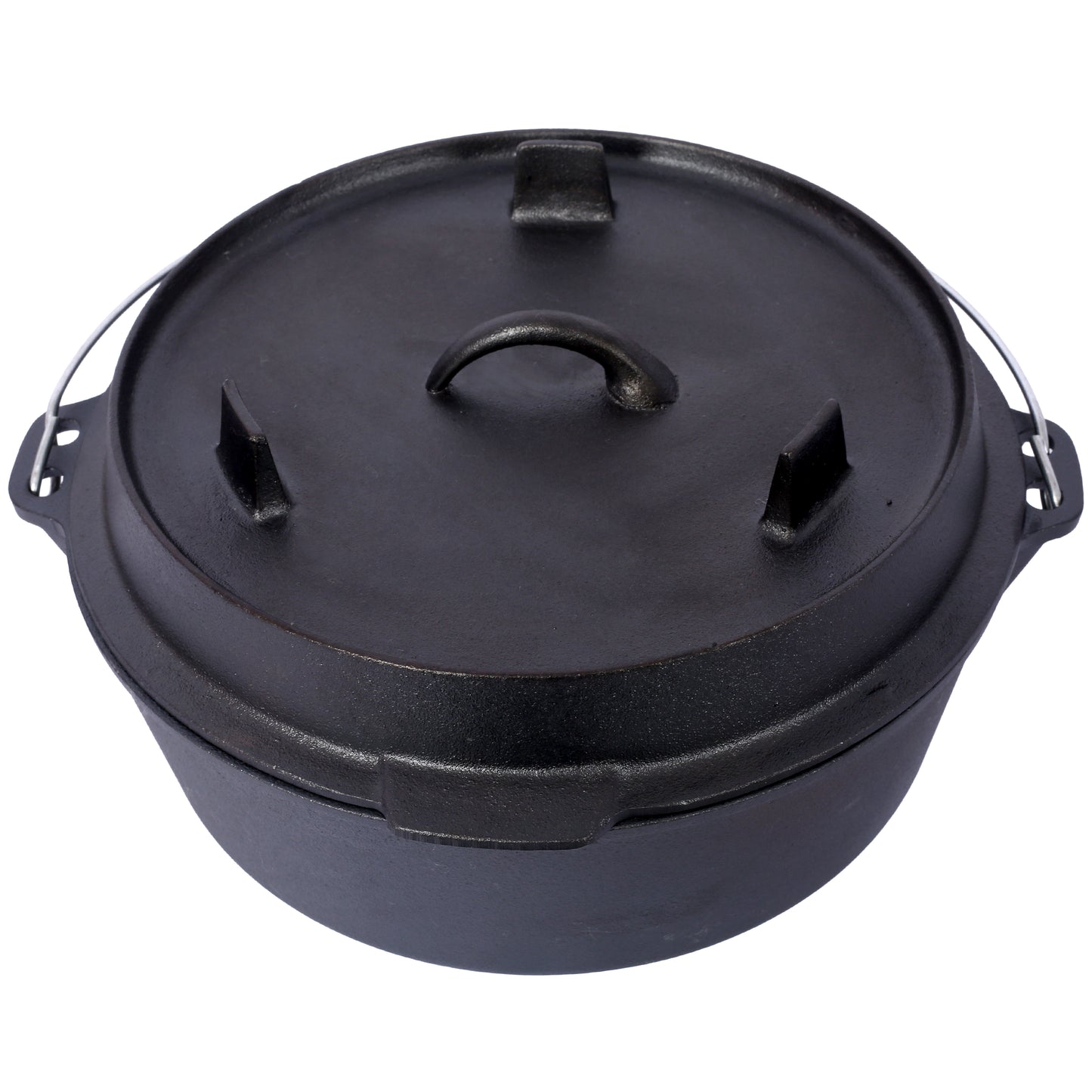 Cast iron Dutch oven with lid